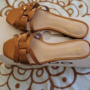 Aldo Astirassa Slide Sandals Bronze Metallic Sz 6